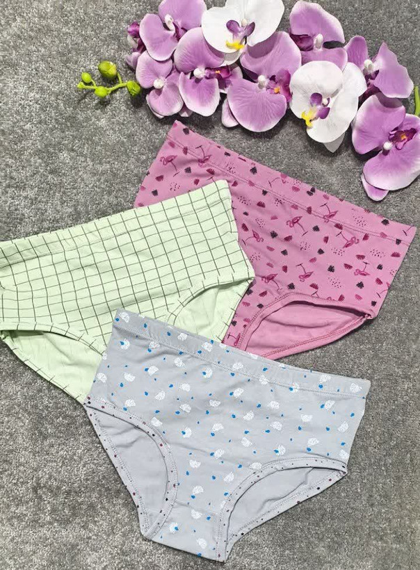 شورت نخی برند چی چی سایز۳xLو۲xL کد ۱۲۹
